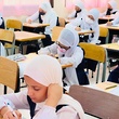 طلبة مدارس تعليمية ظفار يؤدون أول اختبارات النقل للصفوف من (11-5) للفصل الدراسي الثاني للعام الدراسي 2022-2021