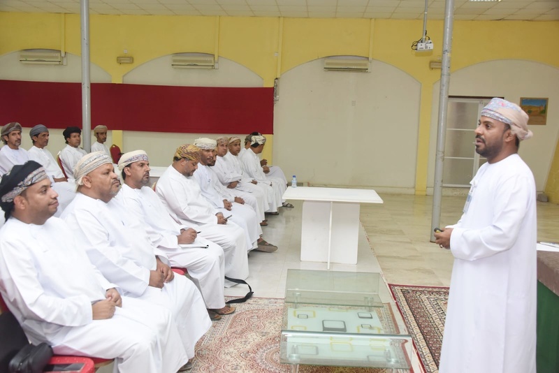 ورشه في المسرح المدرسي 