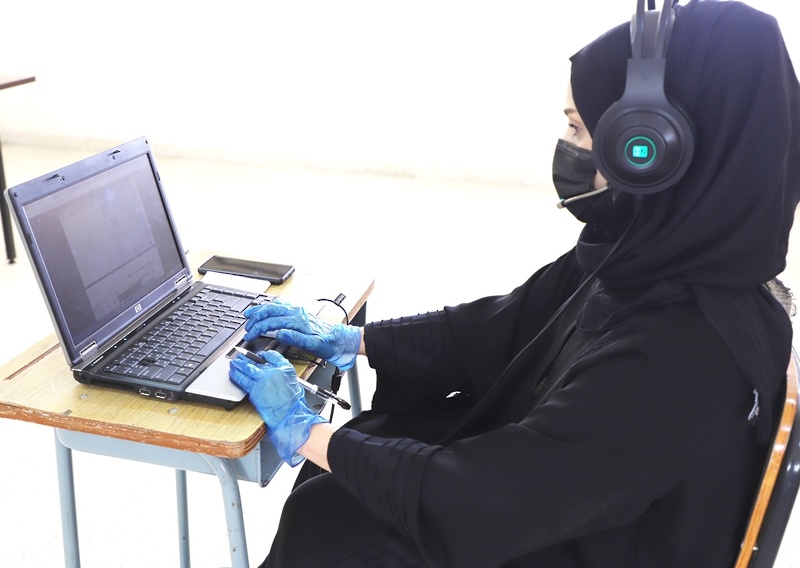 وفق اجراءات وقائية وصحية،، بدء العام الدراسي بمدار س تعليمية ظفار