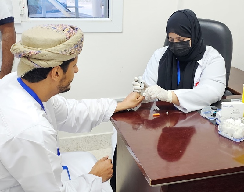 دائرة التوجيه المهني والارشاد الطلابي تقيم فعالية لإحياء باليوم العالمي للسكري