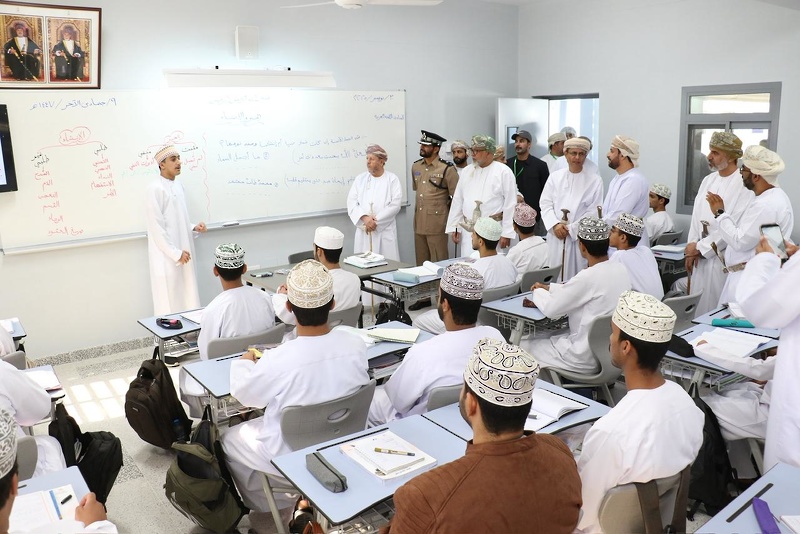 افتتاح مدرسة الشيخ جاعد بن خميس الخروصي (9-12) بتعليمية جنوب الباطنة  