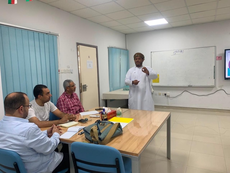 دائرة تطوير الأداء المدرسي تنفذ برنامج «التهيئة لمدارس المحافظة المستهدفة بالمراجعة الخارجية للعام الدراسي 2026/2027م