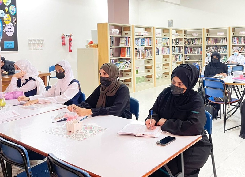 زيارة اللجنة الوزارية  لوحدة اللغة العربية  لمدارس محافظة ظفار 