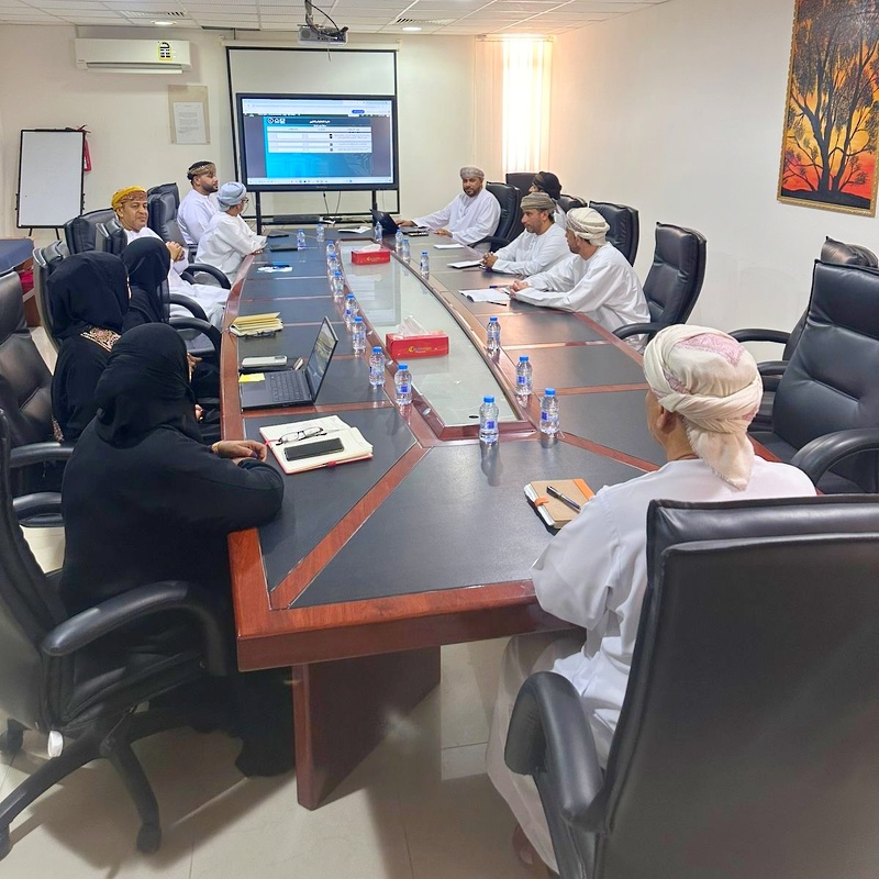 مناقشة استعدادات العام الدراسي الجديد بتعليمية جنوب الشرقية .