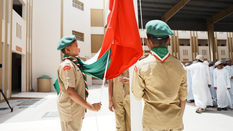 بدء التعليم بمدارس تعليمية جنوب الشرقية واستقبال حافل لطلبة المدارس للعام الدراسي 2025 / 2026 م .