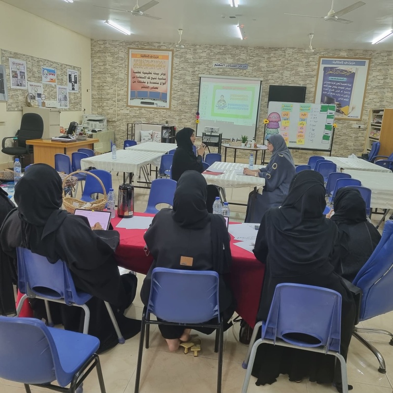 وحدة إشراف اللغة الانجليزية بدائرة الإشراف التربوي الفعالية الاولى  للبرنامج التدريبي للمعلمين الأوائل الجدد في مادة اللغة الانجليزية للعام الدارسي ٢٠٢٢-٢٠٢٣م 