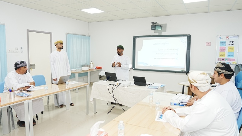 تربية جنوب الشرقية تُنظم ورشة تدريبية لإعداد الخطة الخمسية الحادية عشرة وسنوية 2026م