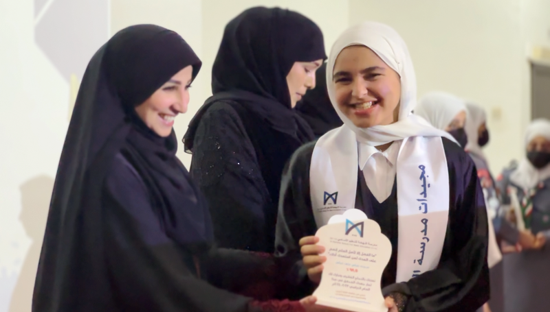 تكريم المجيدات بمدرسة النهضة للتعليم الأساسي (11-12) بتعليمية ظفار