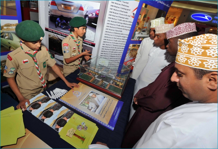 الكشافة والمرشدات تشارك بفاعلية في أسبوع مرور دول مجلس التعاون الخليجي. 