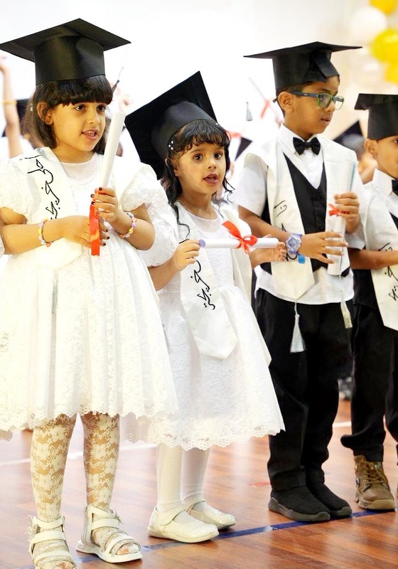 تكريم الطلاب (مستوى KG1 و KG2  ) بمدرسة وهج العلم الخاصة بولاية طاقة 