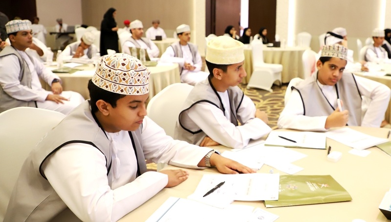 تواصل فعاليات الملتقى الطلابي الخليجي للثقافة المالية بمحافظة ظفار