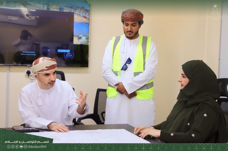 الاطلاع على سير العمل في مشروع المبنى المدرسي المتكامل بولاية طاقة