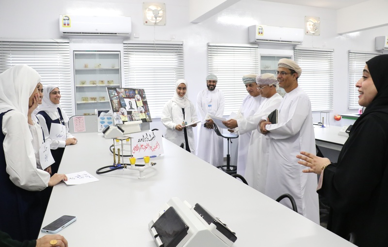 استطلاع صحفي حول الأسبوعُ الوطني للعلوم والتكنولوجيا والهندسة والرياضيات شراكةٌ مؤسسية واجتماعية تُعزز قيمةَ المعارفِ العمليةِ والتقنيةِ والاستدامة