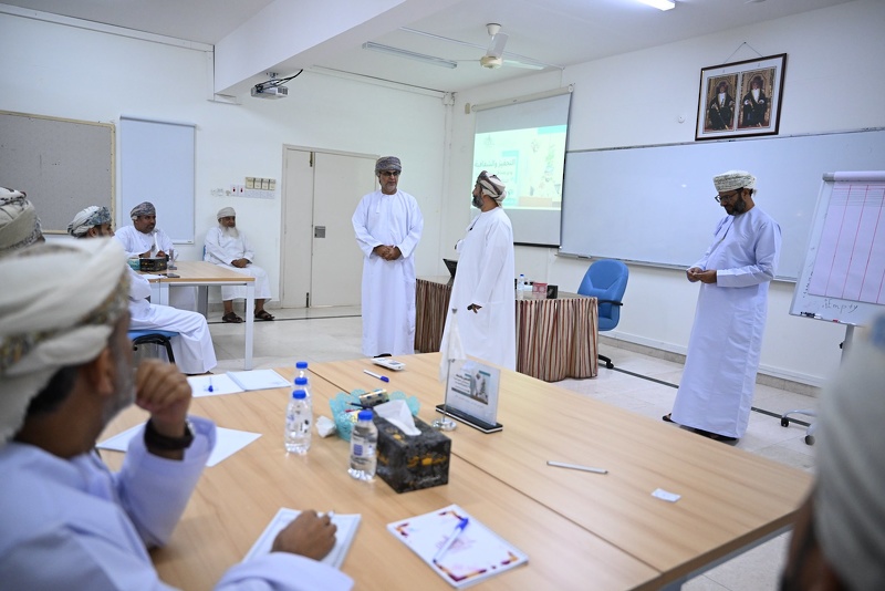 الاحتفال باختتام البرنامج التدريبي التحفيز والشفافية ودورهما في تحقيق الميزة التنافسية للمؤسسة  بتعليمية محافظة الظاهرة