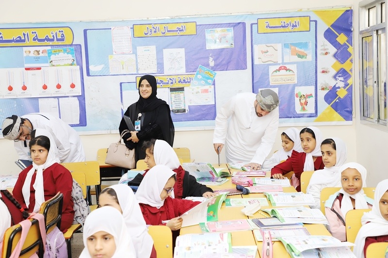 بدء التقييم المركزي لجائزة “أوميفكو” للإبداع المدرسي بتعليمية ظفار