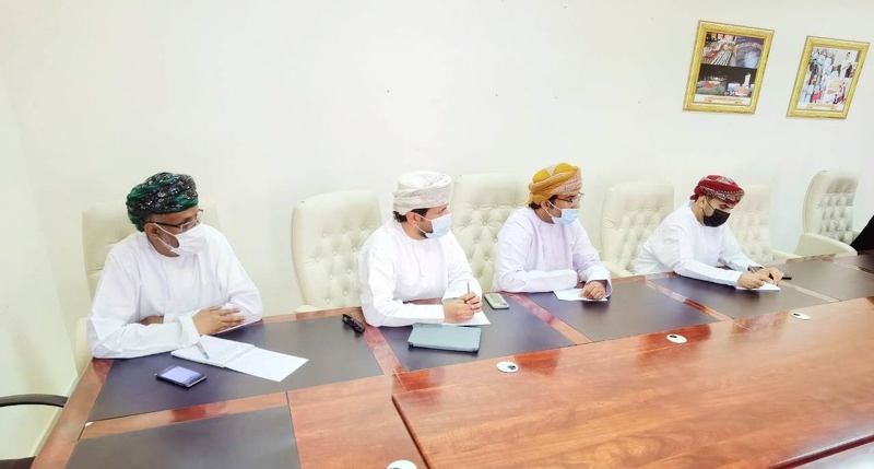 تعليمية ظفار تتابع عن كثب تطبيق البروتكول الصحي بمدارسها