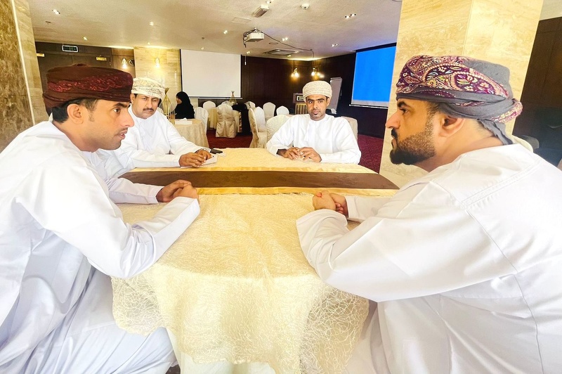 ختام الجلسات النقاشية حول مشروع التحول الرقمي بتعليمية ظفار
