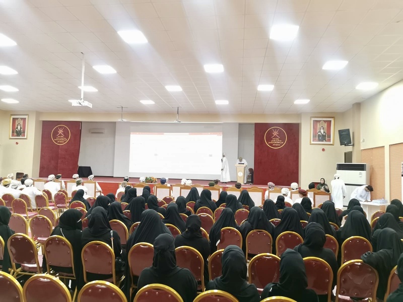 تدشين أسبوع الأمن الإلكتروني بتعليمية ظفار