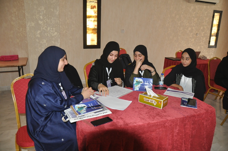 تنظيم برنامج ريادة الأعمال للفئة الناشئة بتعليمية محافظة الظاهرة 