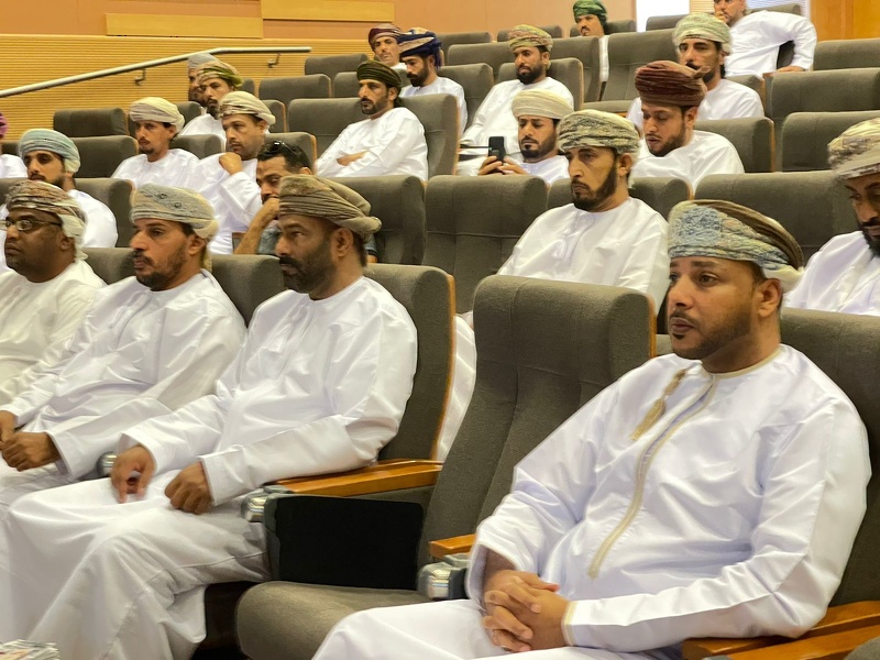 اللقاء التخصصي الإشرافي الأول لوحدة مصادر التعلم بتعليمية ظفار