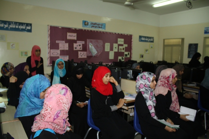 ندوات وبرامج علمية متنوعة بالمراكز الصيفية بتعليمية جنوب الباطنة