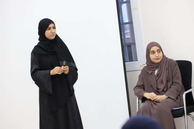 جلسات مشاركة مع مجالس أولياء الأمور  حول التحول الرقمي بتعليمية ظفار