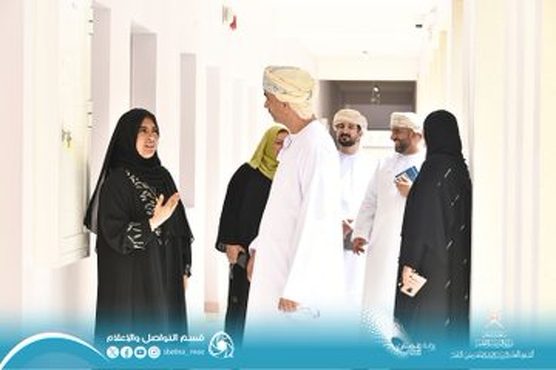 تعليمية جنوب الباطنة تتسلم المبنى الجديد لمدرسة أروى بنت الحارث بولاية الرستاق