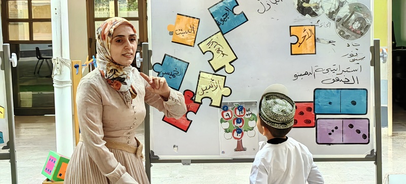 مدير عام تعليمية ظفار يزور عدد من مدارس ولاية صلالة