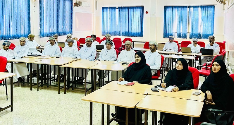 تطبيق برنامج مورد بلس بتعليمية ظفار.