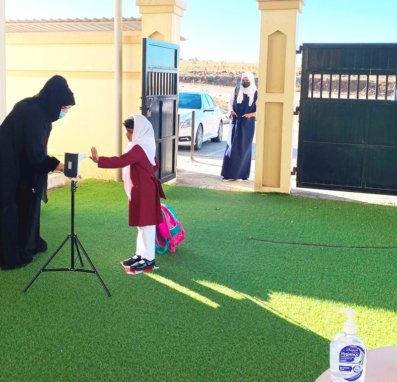 وفق اجراءات وقائية وصحية،، بدء العام الدراسي بمدار س تعليمية ظفار