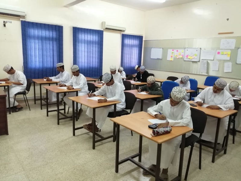 تنفيذ مسابقة منهاجي للصف التاسع في مادة الفيزياء بادارة التربية والتعليم بثمريت