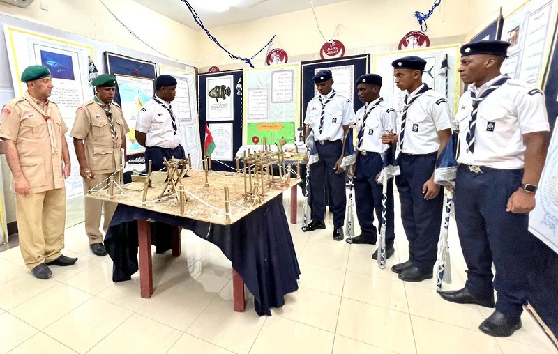 فريق لجنة الزيارات الإشرافية بالمديرية العامة للكشافة والمرشدات يختتم زيارته لتعليمية ظفار