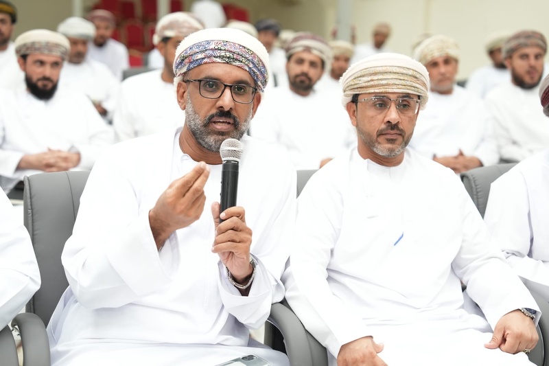 مدير عام تعليمية جنوب الشرقية يجتمع بادارات مدارس المحافظة