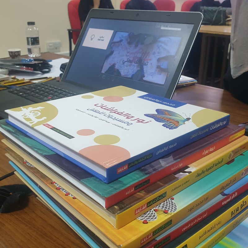 قسم التعليم المبكر ينفذ ورشة تدريبية بعنوان كتابة القصص
