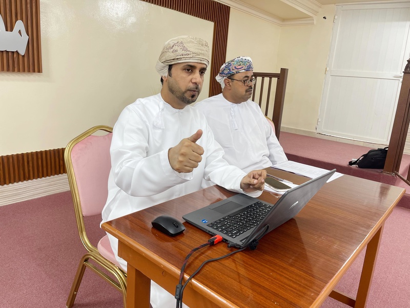 دائرة المدارس الخاصة بتعليمية ظفار تنفذ برنامج تدريبي للهيئة الادارية بالمدارس الخاصة