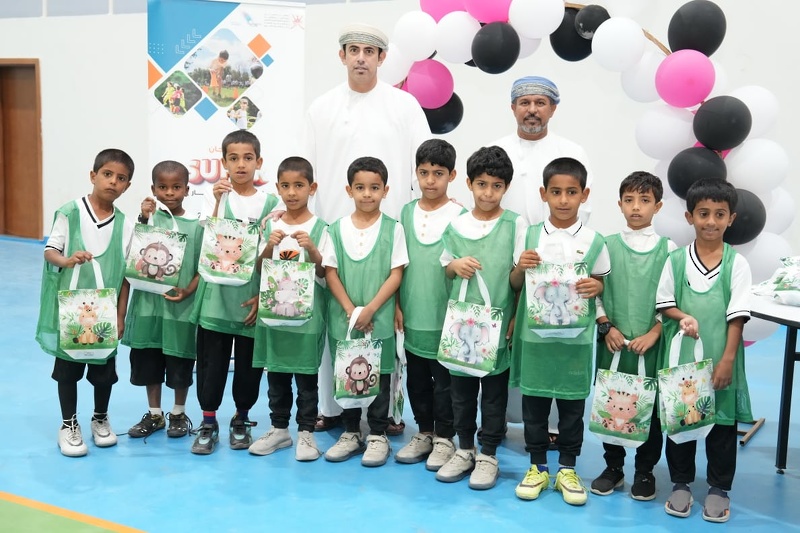 مهرجان رياضي لطلبة مدرستي مسك العلم ودرر المعارف للتعليم الأساسي