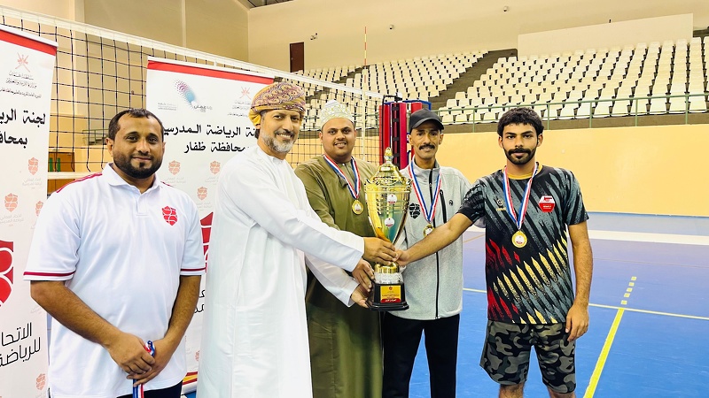ختام مسابقة كرة الطائرة للذكور لمدارس الحلقة الثانية بتعليمية ظفار
