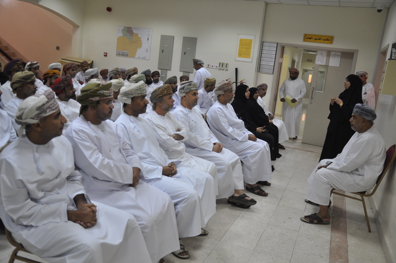 تعليمية محافظة الظاهرة تقيم حفلاً للخبير التربوي سلميان الرواحي لوصوله لسن التقاعد 