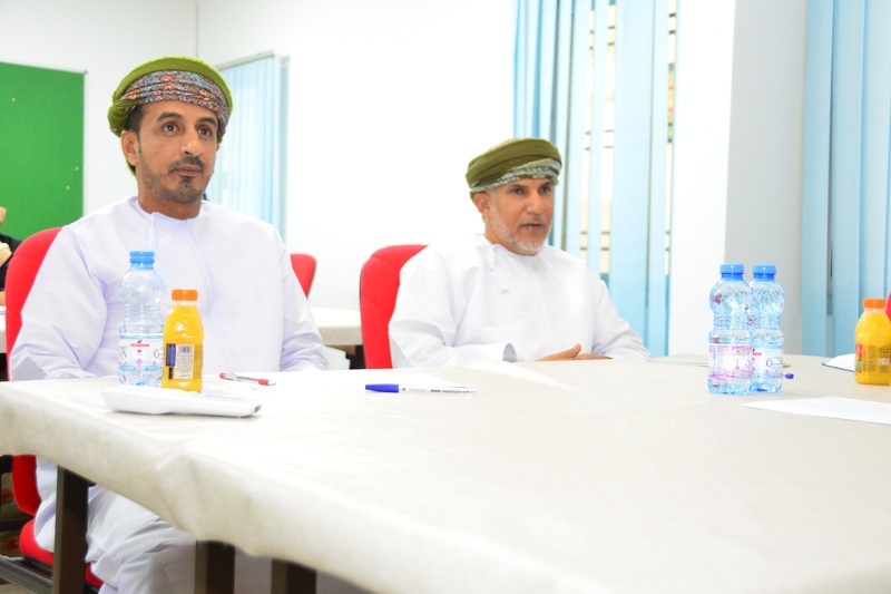 وحدة الدراسات الاجتماعية بتعليمية جنوب الشرقية تعقد اجتماعًا ناقشت فيه المستجدات التربوية وتحديات مادة الدراسات الاجتماعية