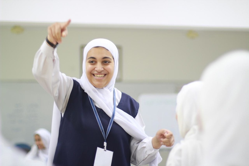 تنظيم لقاء عن بعد للطلبة الموهوبين بمدارس محافظة الظاهرة