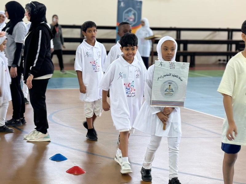 تدشين برنامج سفراء الرياضة المدرسية بتعليمية ظفار