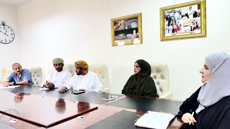 اجتماع لجنة التخطيط والمشاريع بتعليمية ظفار  
