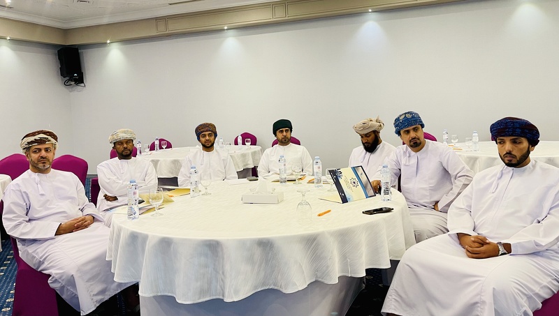 افتتاح ملتقى تقنية المعلومات الثاني بتعليمية ظفار