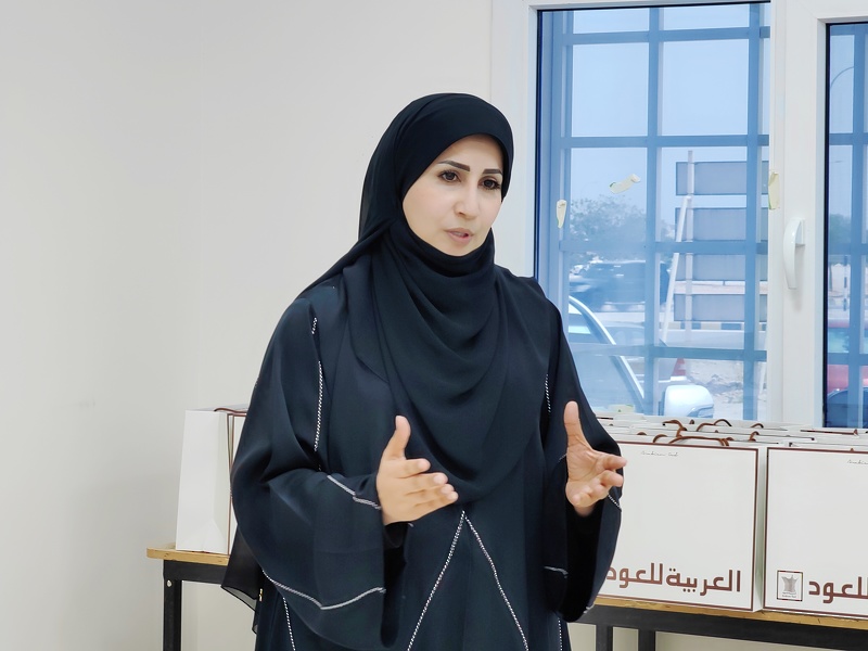 تكريم  القائمين على مبادرة تواصل لطلبة الدبلوم العام لمدارس تعليمية ظفار