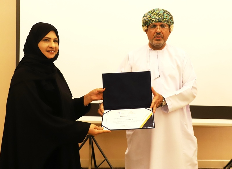 ختام برنامج التعامل مع الأزمات الطارئة بحافظة ظفار