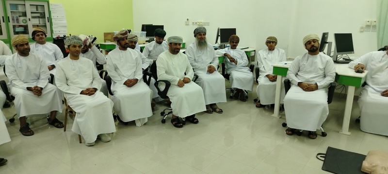  تنظيم حلقة عمل حول الإنعاش القلبي الرئوي للموظفين بتعليمية محافظة الظاهرة 