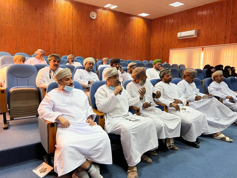 برنامج اللقاءات والزيارات الميدانية لمجالس أولياء الأمور بمدارس محافظة ظفار 