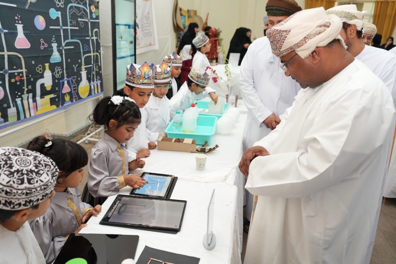 مدرسة النسمات للتعليم الأساسي تنظم ملتقى أفق ٢  ‏