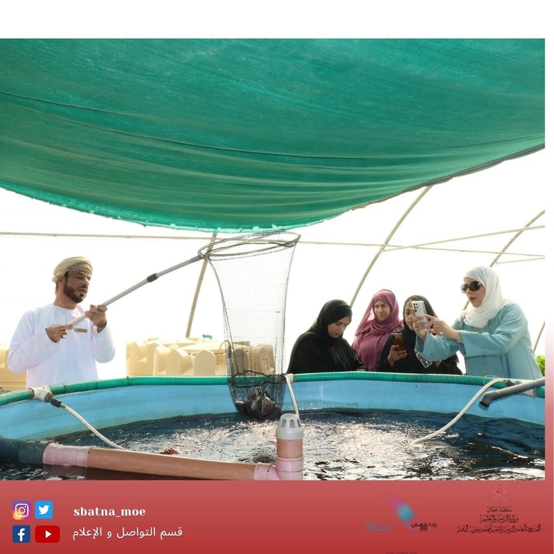  وفد من دوائر التوجيه المهني والإرشاد الطلابي في زيارة لتعليمية جنوب الباطنة