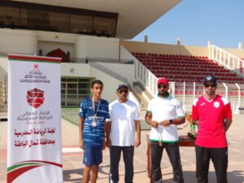 لجنة الرياضة المدرسية بشمال الباطنة تنظم بطولة ألعاب القوى